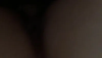 刚刚成年小女友