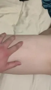 晒一晒最新炮友的骚逼