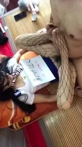 屌丝插女神 夫妻自拍 网袜第二部