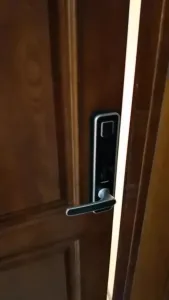 郑州少女在不知情下被单男粗暴高潮