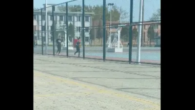 大学操场他们打球我打炮 收藏不迷路！！