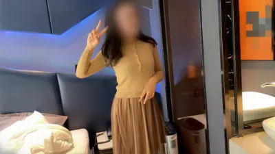 真香警告，原来是这样的少妇，操的都摊在床上了，完整分享