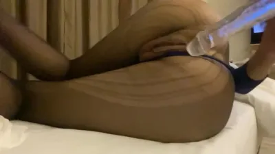 黑丝御姐死库水操尿 房间开门内射