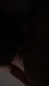 继续大学同校学妹跪舔，灯光虽暗，但且真实，北海同城偶遇，，