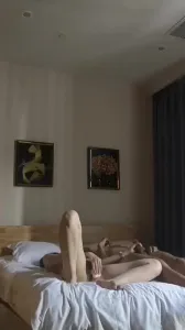 淫妻给单男打飞机