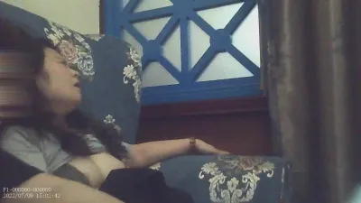 坐标射洪 西餐厅卡座偷情人妻美少妇 水超多 表情很销魂