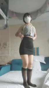 还在上学的骚母狗很想要