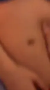 内衣都来不及脱就被干了