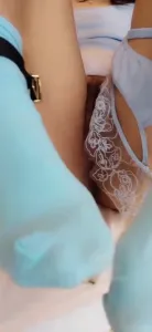 [原创] s身材骚女把肉丝袜塞进去逼里面 各大神合集66打包带回家