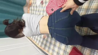 [付费] 05年舞蹈生，高颜值蜂腰翘臀，身材太tm极品【想嫖娼看水印】