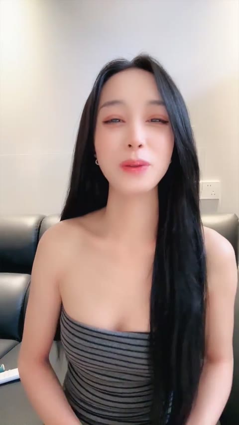 1692530643  9.22 老师水多 截取视频