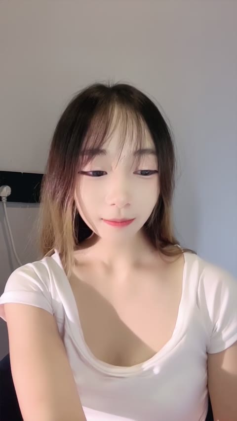 小铃铛很乖1250761498_20251005-235150-969_(new)